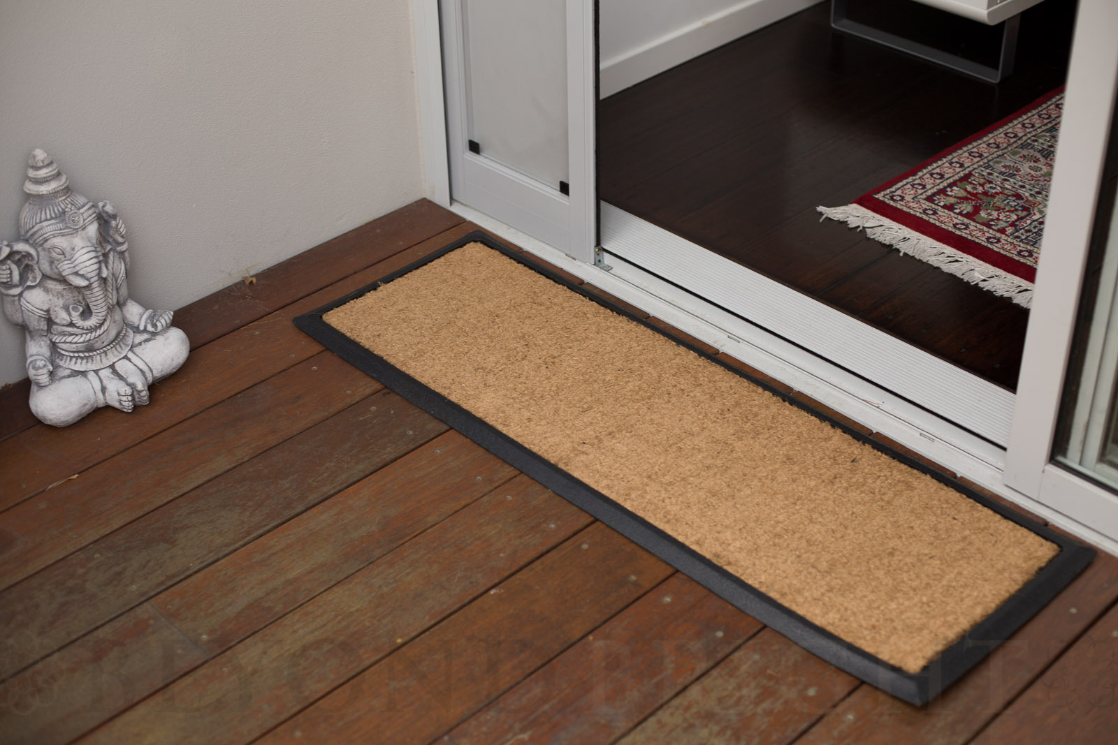 plain front door mat