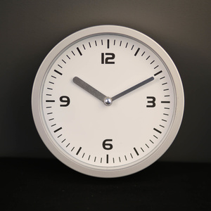 TFA Germany Bathroom Wall Clock With Suction Cups - Silver 16cm